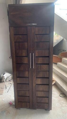 Painted 13 Inches Brown Double Door With 1 Drawer Shoes Rack