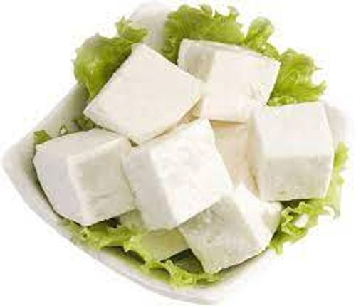 Hygienically Packed And Original Flavoured Fresh White Paneer, Pack Of 1 Kg