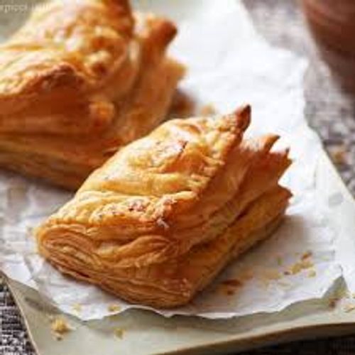 Rich In Nutrients Good At Taste Baked Crunchy Sweet Flavored Puff Pastry, 1 Kg