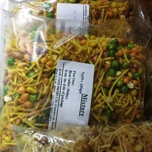 Premium Grade Delicious Tasty Crispy And Crunchy Spicy Mixture Namkeen Fat: 5 Percentage ( % )