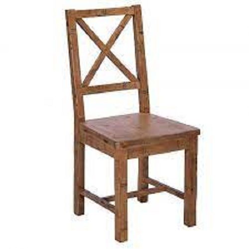  सुपर सॉफ्ट सिटिंग और खूबसूरती से डिज़ाइन की गई भूरी सिंपल लकड़ी की कुर्सियां 