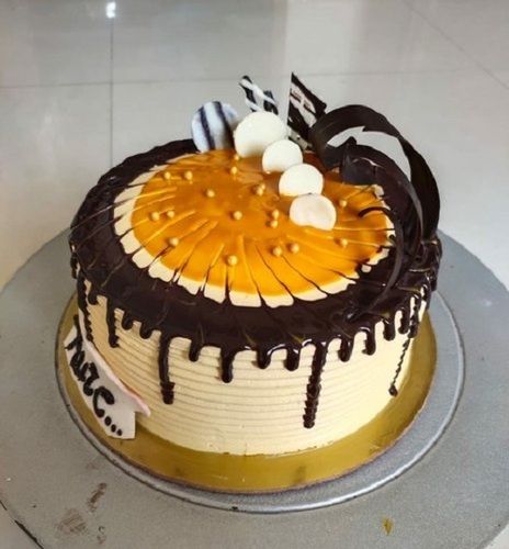 Designer Pineapple Round Pure Veg Cake in Vellore at best price by Fredrick  Immanuel Soft Touch Cakes - Justdial