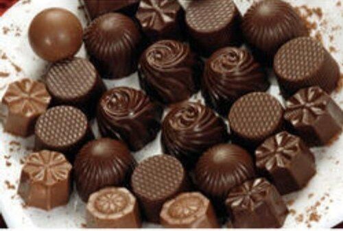 Pack Of 1 Kilogram Brown Round Delicious Sweet Assorted Chocolates