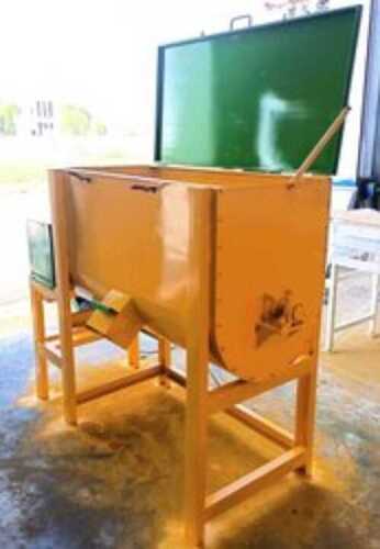 Easy to Use Strong Durable Long Lasting Yellow Feed Mixer Machine