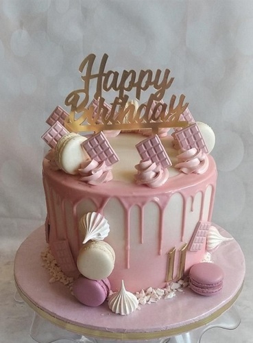 Rich In Taste Strawberry Flavor Birthday Cake