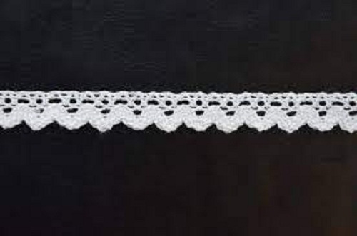 Appealing And Elegant Look Lightweight Delicate Soft Plain White Cotton Lace Decoration Material: Beads