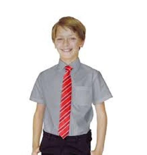 बच्चों के लिए रोज़ाना पहनने योग्य आरामदायक और सांस लेने योग्य कॉटन स्कूल यूनिफ़ॉर्म कॉलर स्टाइल: क्लासिक