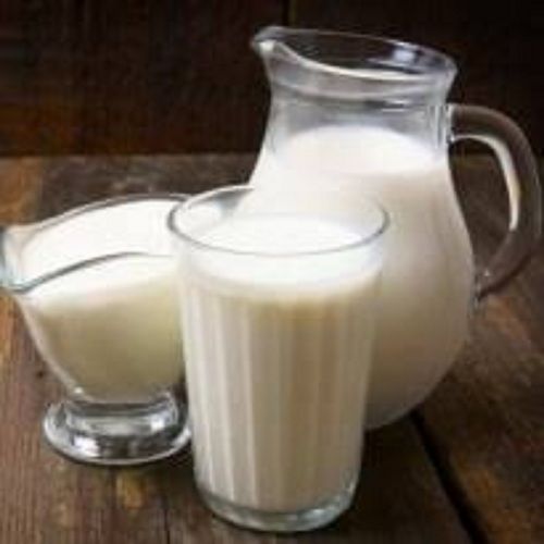 100% Pure And Healthy Fresh Raw Cow Milk Without Cream For All Age Group