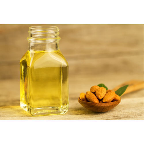 100% Pure Natural Hygienically Prepared Healthy Almond Oil Raw Material: Seeds