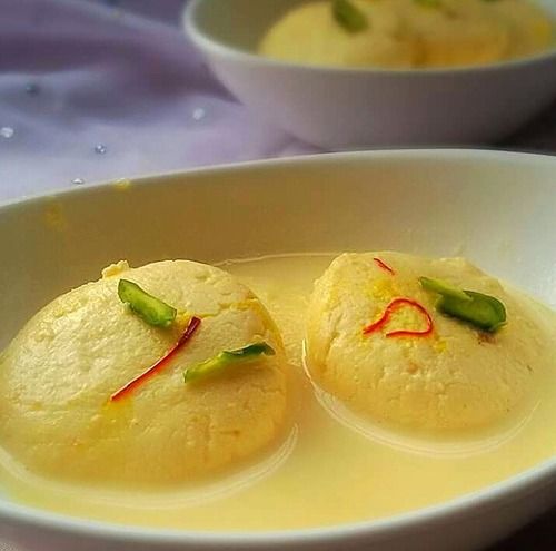 Round Shape Sweet And Tasty Yellow Soft Mouth Watering Rasmalai Sweet Dessert 
