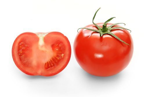 Fresh Healthy Juicy High Vitamins Natural Flavoured Tomatoes  Moisture (%): 94.4%