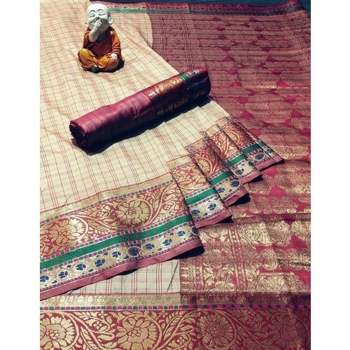 क्रीम रंग आरामदायक और धोने योग्य डिज़ाइनर पार्टी वियर महिलाओं की साड़ी ब्लाउज पीस के साथ