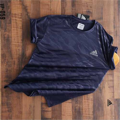 आरामदायक और मुलायम शॉर्ट स्लीव्स ओ नेक कैज़ुअल वियर लड़कों के लिए प्लेन वायलेट टी शर्ट आयु समूह: 10 +