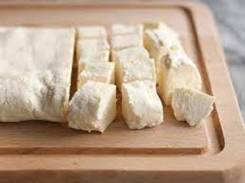 Hygienically Prepared Fresh And Healthy Rich In Protein Soft White Paneer 