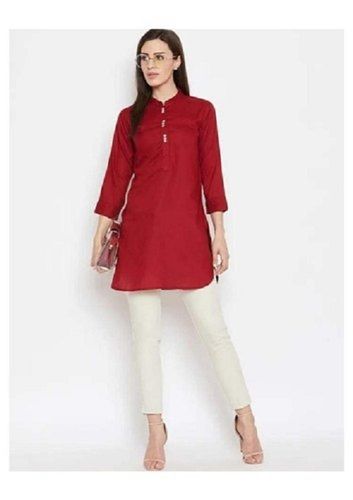 Women Light Weight And Comfortable Breathable Collar Neck Red Plain Cotton Kurta 