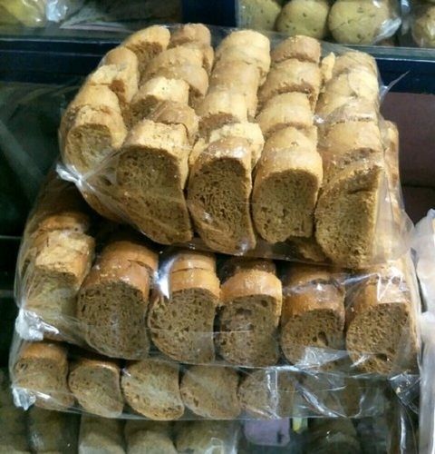 Hygienically Prepared Mouth Watering Delicious Crispy And Crunchy Sweet Rusk 