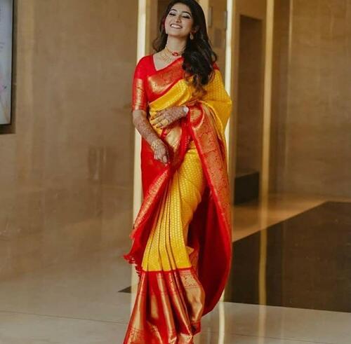 All Lightweight Comfortable To Wear Printed Ladies Silk Sarees With Unstitched Blouse