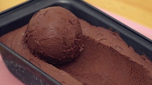 Rich Taste Creamy Mouthwatering Yummy Delicious Chocolate Ice Cream 