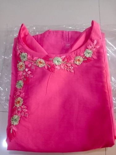 Quick Dry Ladies Beautiful Stylish Stunning Look Comfortable Pink Cotton Kurtis