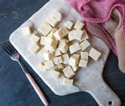 Tasty Rich In Nutrients And Protien Hygienically Prepared Fresh Paneer 