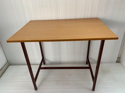 Long Durable Termite And Borer Proof Designer Look Rectangular Wooden Table