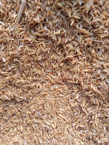 Natural And Hygienically Processed High In Fiber Loose Rice Husk For Cattle Feed