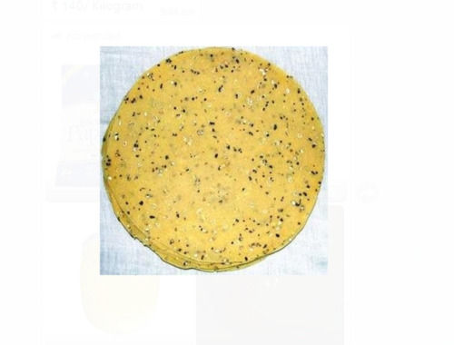 Pack Of 20 Kg Round Shape Spicy Taste Yellow Bikaneri Papad