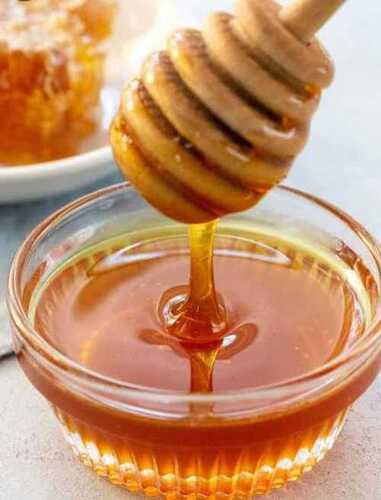 Natural Honey Help In Digestive And Energizes The Body, Jar Packaging