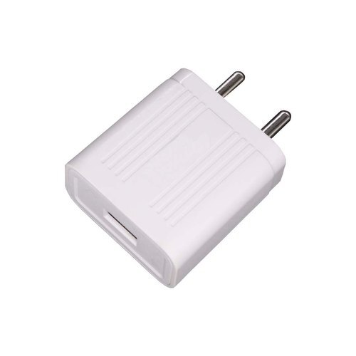 White Plastic Mobile Phone Charger Adaptor - 2.5 Ampere Power, Single USB Port for Fast Charging Multiple Devices Simultaneously