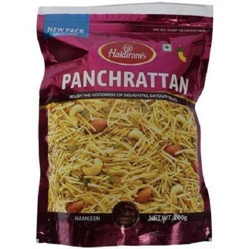 Pack Of 200 Gram Crispy And Crunchy Spicy Haldiram Panchrattan Namkeen 