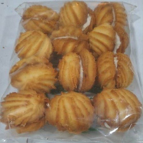 Tasty Sweet And Delicious Mouth Watering Baked Pineapple Fruit Biscuits Fat Content (%): 16 G Grams (G)