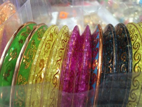 Women Beautiful Elegant Light Weight Skin Friendly Fancy Bangles For Party Wear