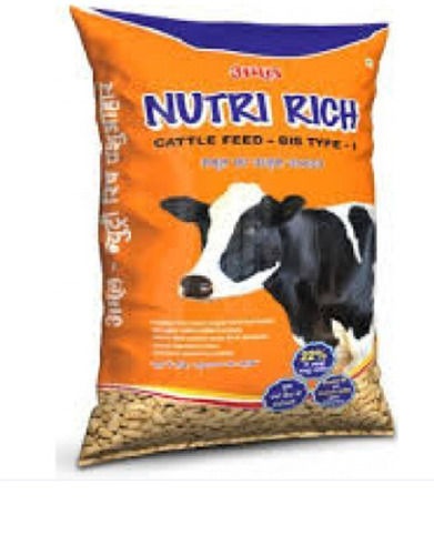 50 Kilogram Packaging Size Packaging Type Plastic Bag Amul Nutri Rich Cattle Feed  Application: Water