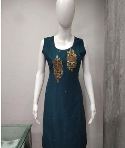 Green Designer Sleeveless Comfortable To Wear And Light Weight Ladies Suit For Casual Wear 