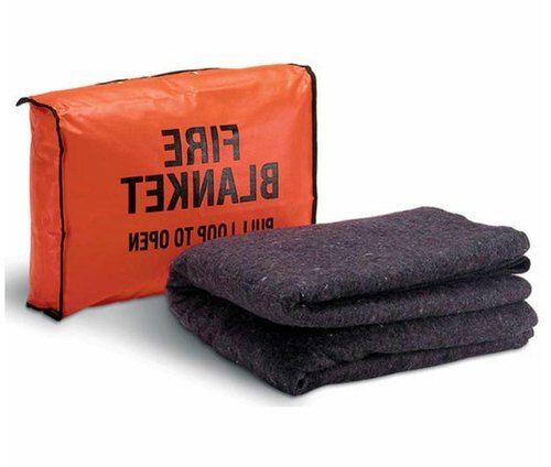 Fire-Resistant Reflective Material And Easy To Use Black Fire Blanket