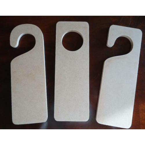 Long Lasting And Highly Durable Light Weighted Plain Wooden Door Hangers