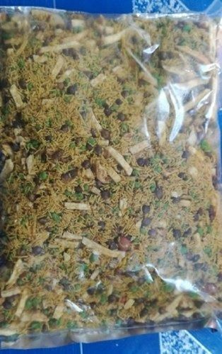 Mouth Watering Spicy And Healthy Hygienically Packed Delicious Mixture Namkeen 