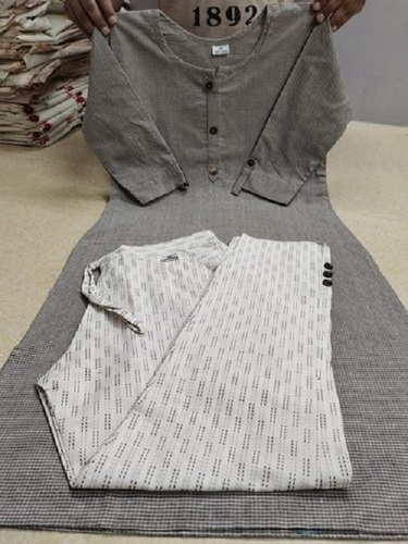 धोने योग्य महिलाओं के लिए आरामदायक और सांस लेने योग्य कॉटन सिल्क फुल स्लीव्स ग्रे सलवार सूट