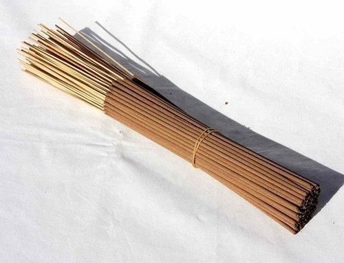 Brown 8 Inch Length 20 Minutes Burning Time Chandan Incense Stick  Diameter: 2 Millimeter (Mm)