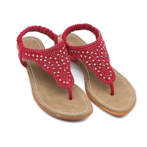 Summer High Durable Skin Friendly Comfortable To Wear Red Sandal Casual Wear Flat Slipper For Ladies