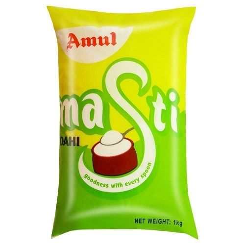 1 Kilogram Packaging Size White 6.7 Gram Protein 9.1 Gram Carbohydrate Fresh Amul Masti Dahi 