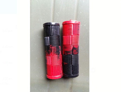 6 Inches Red And Black Rubber Round Shape Motorcycle Grip - Rubber Material, Fits Most Motorcycles & Scooters, Easy Installation with Self-Adhesive Backing
