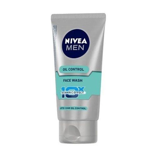 चिकना मुलायम स्वच्छ पोषण और चमकदार त्वचा की सफाई Nivea पुरुषों के लिए फेस वॉश कलर कोड: सफ़ेद