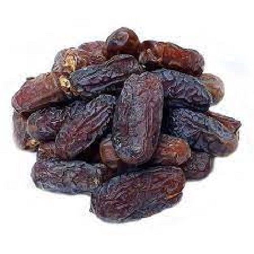 Commonly Cultivated Organic Healthy Oval Shape Medium Size Dried Dates