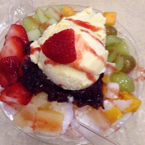 Delicious Mouth Watering Fruit Mix Ice Cream