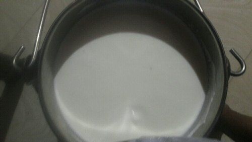 Pure White Hygienic Calcium Rich Tasty Good Quality Raw A Grade Fresh Cow Milk