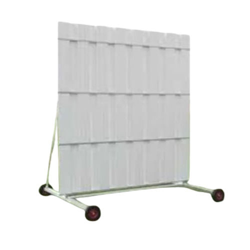 Portable Plain White Canvas Cricket Roll Sight Screen On Turf Wheels Age Group: Adults