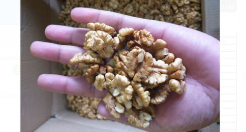 Brown 1 Kg Weight 100% Pure And Natural Fresh Food Grade Dry Kernels Walnut 