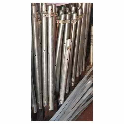 Gray 60 To 80 Hz Frequency 220 Volt Rated Voltage Galvanized Iron Earthing Rods