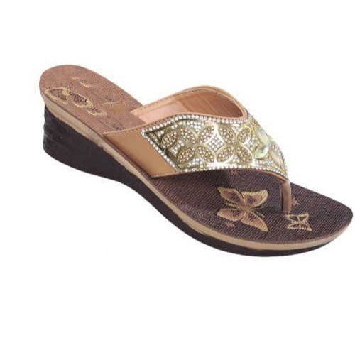 Ladies Party Wear Leather Slippers